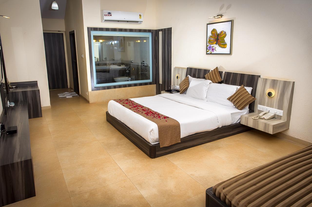 Adamo The Resort Matheran Exteriör bild
