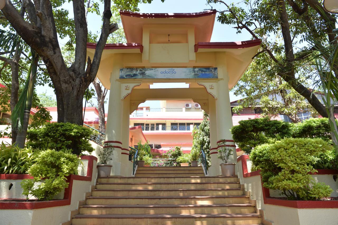 Adamo The Resort Matheran Exteriör bild